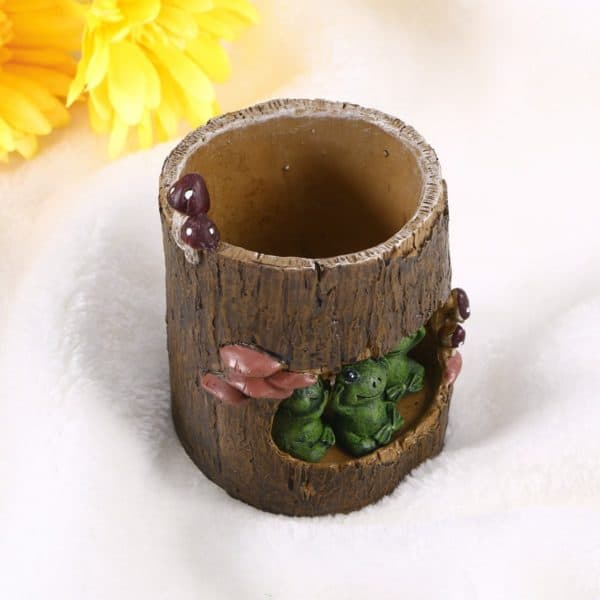 Green Frog Flower Pot