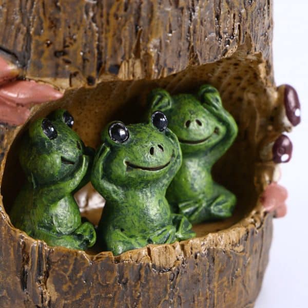 Green Frog Flower Pot