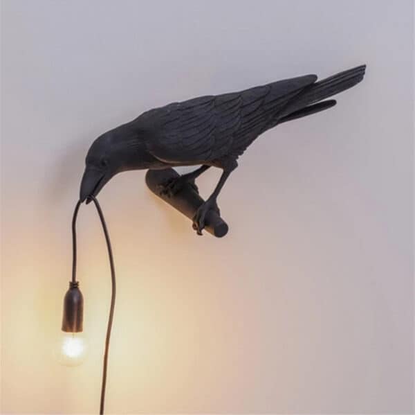 Crow Lamp black B right wall