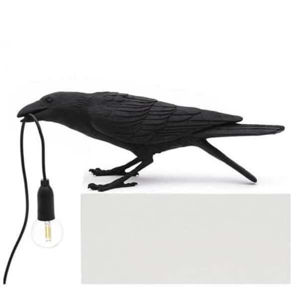 Crow Lamp black D sitting table