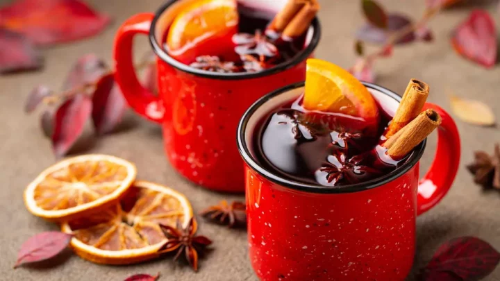 how to make your house smell like fall - mulled wine