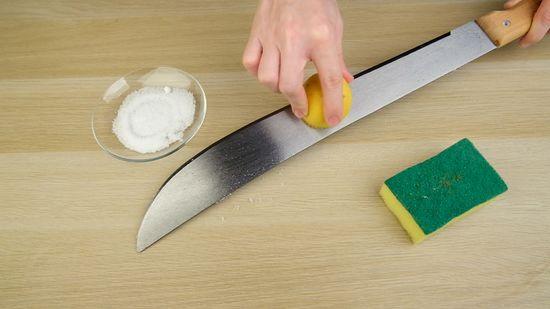 how to remove rust from kitchen knives - removing rust from knife using lemon
