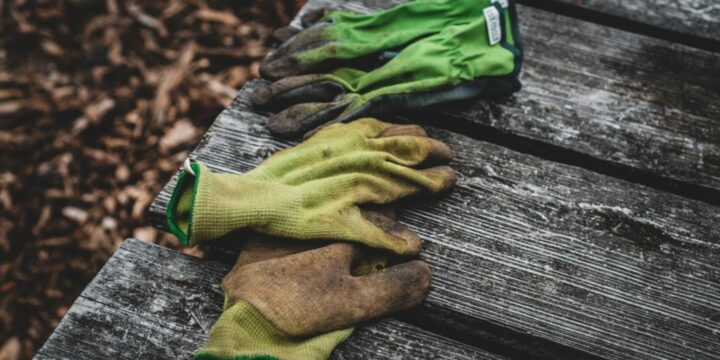 how to wash gardening gloves: different garden gloves on the ground